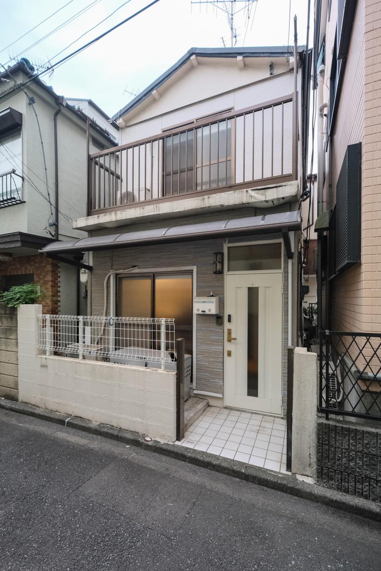 Modern Nakano *